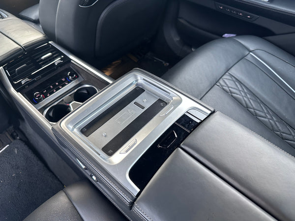 2020 BMW M760 xDrive 4D Sedan