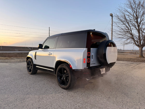 2023 Land Rover Defender 90 V8 2D SUV
