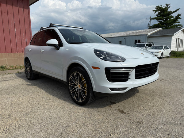 2016 Porsche Cayenne Turbo S 4D SUV
