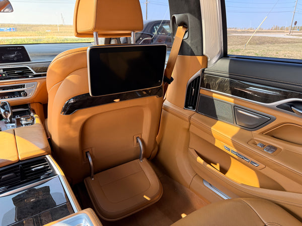 2017 BMW M760 xDrive 4D Sedan