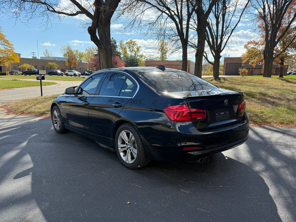 2017 BMW 330i xDrive 4D Sedan