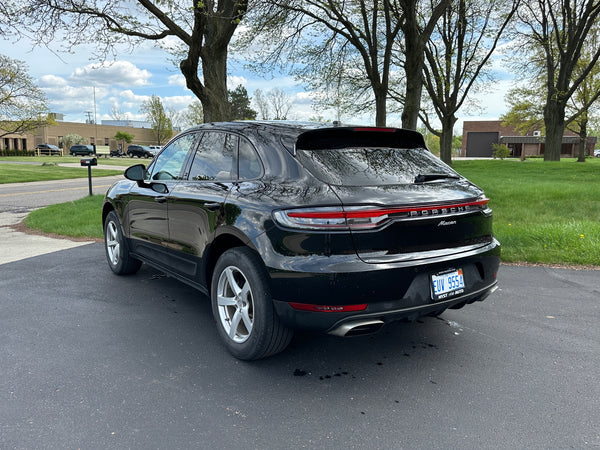 2020 Porsche Macan 4D SUV