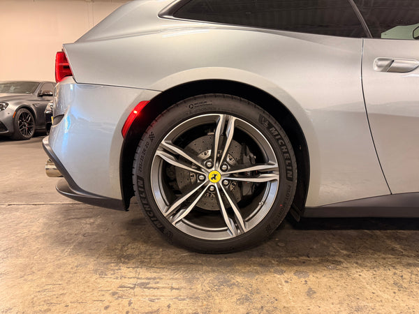 2017 FERRARI GTC4Lusso 2D