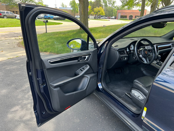 2018 Porsche Macan 4D SUV