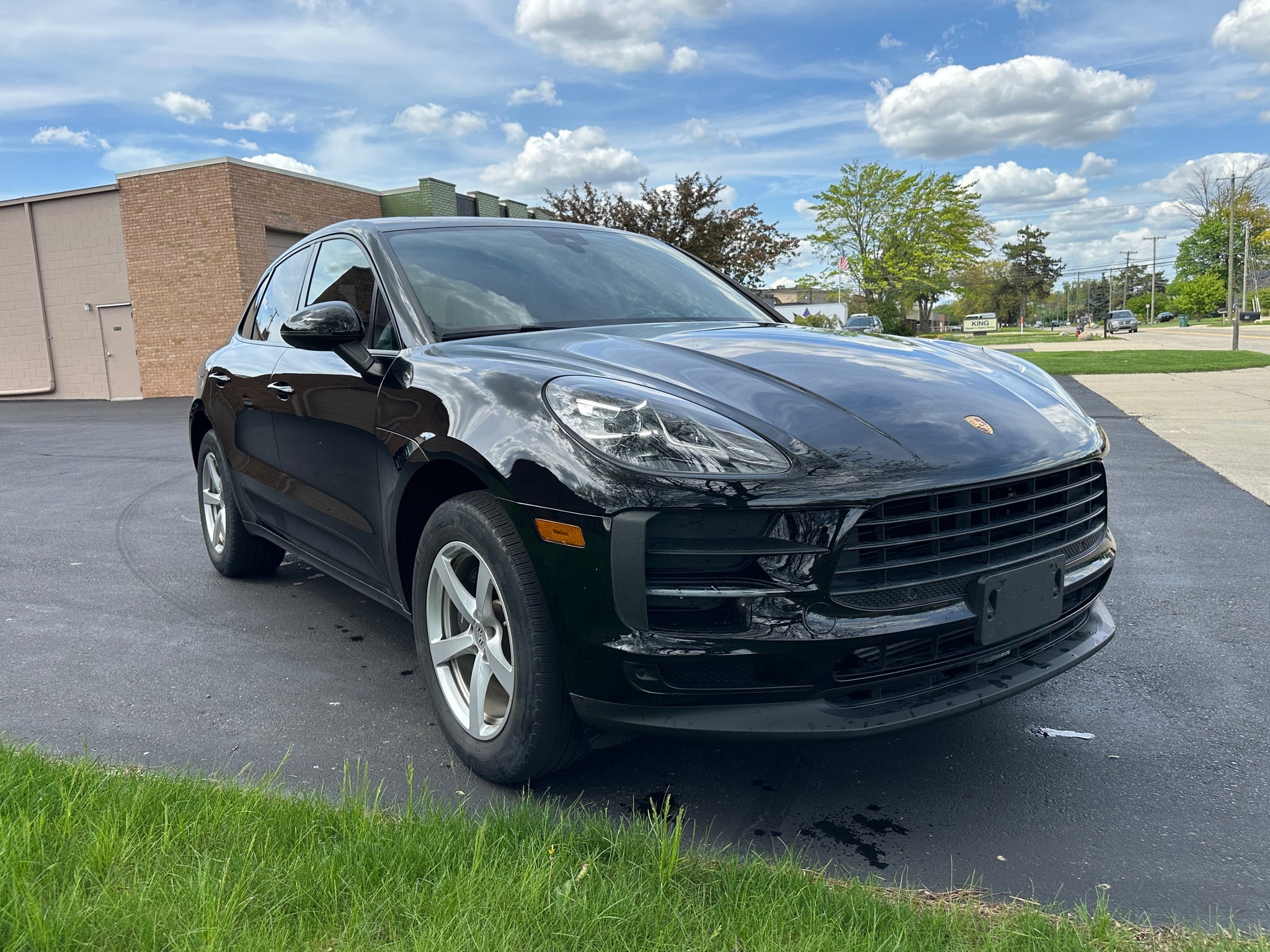 2020 Porsche Macan 4D SUV