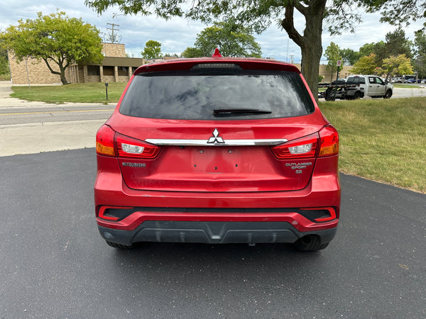 2018 Mitsubishi Outlander Sport 2.4 SE 4D SUV