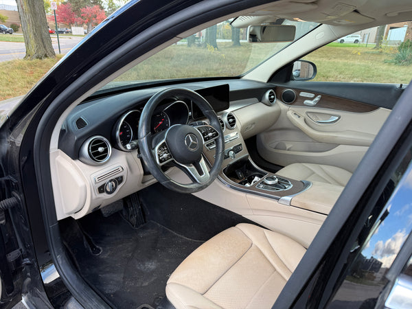 2020 Mercedes-Benz C300 4MATIC 4D Sedan