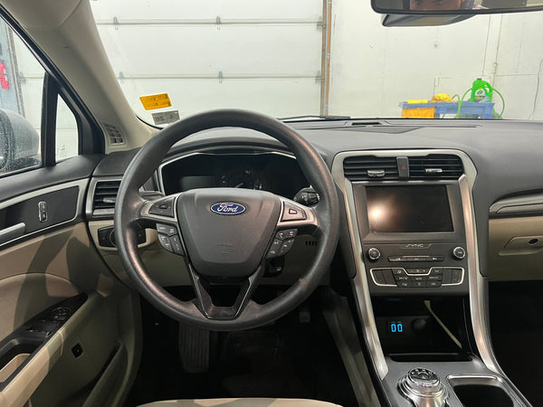 2020 Ford Fusion SE 4D Sedan