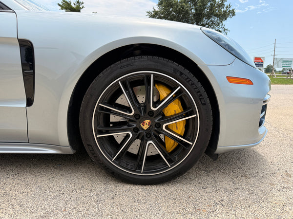 2018 Porsche Panamera Turbo 4D
