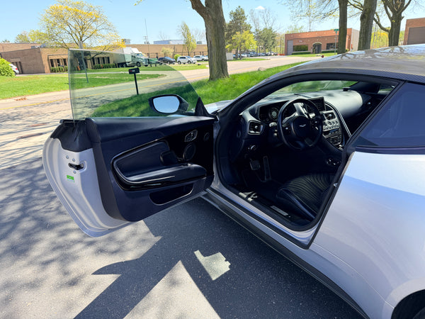 2018 Aston Martin DB11 V12 2D Coupe