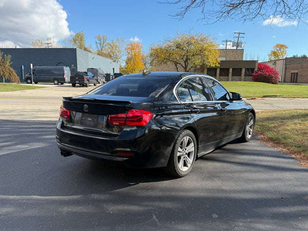 2017 BMW 330i xDrive 4D Sedan