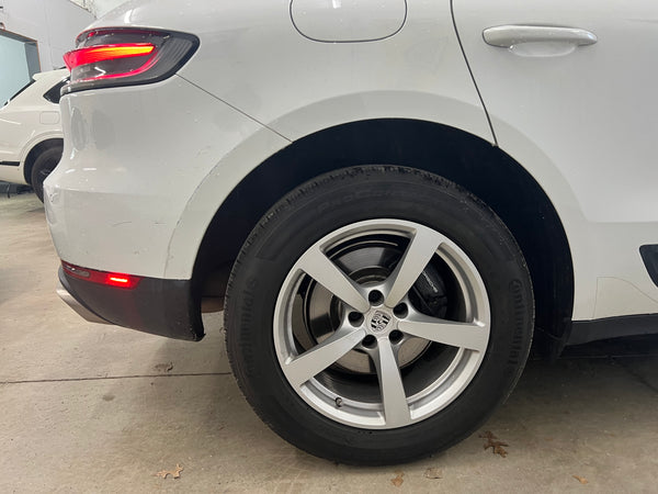 2020 Porsche Macan 4D SUV