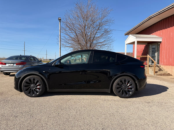2024 Tesla Model Y PERFORMANCE 4D SUV