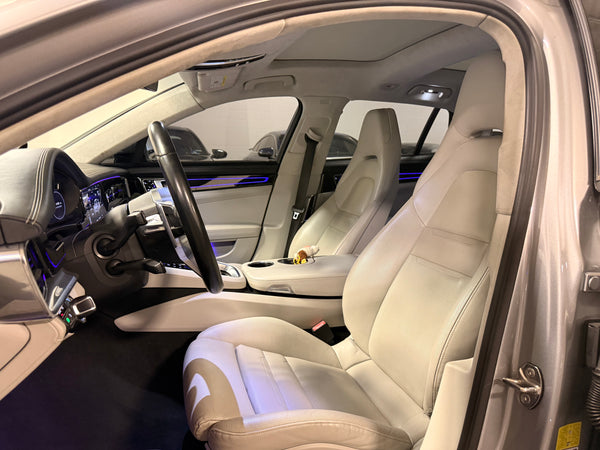 2018 Porsche Panamera Turbo Sport Turismo 4D