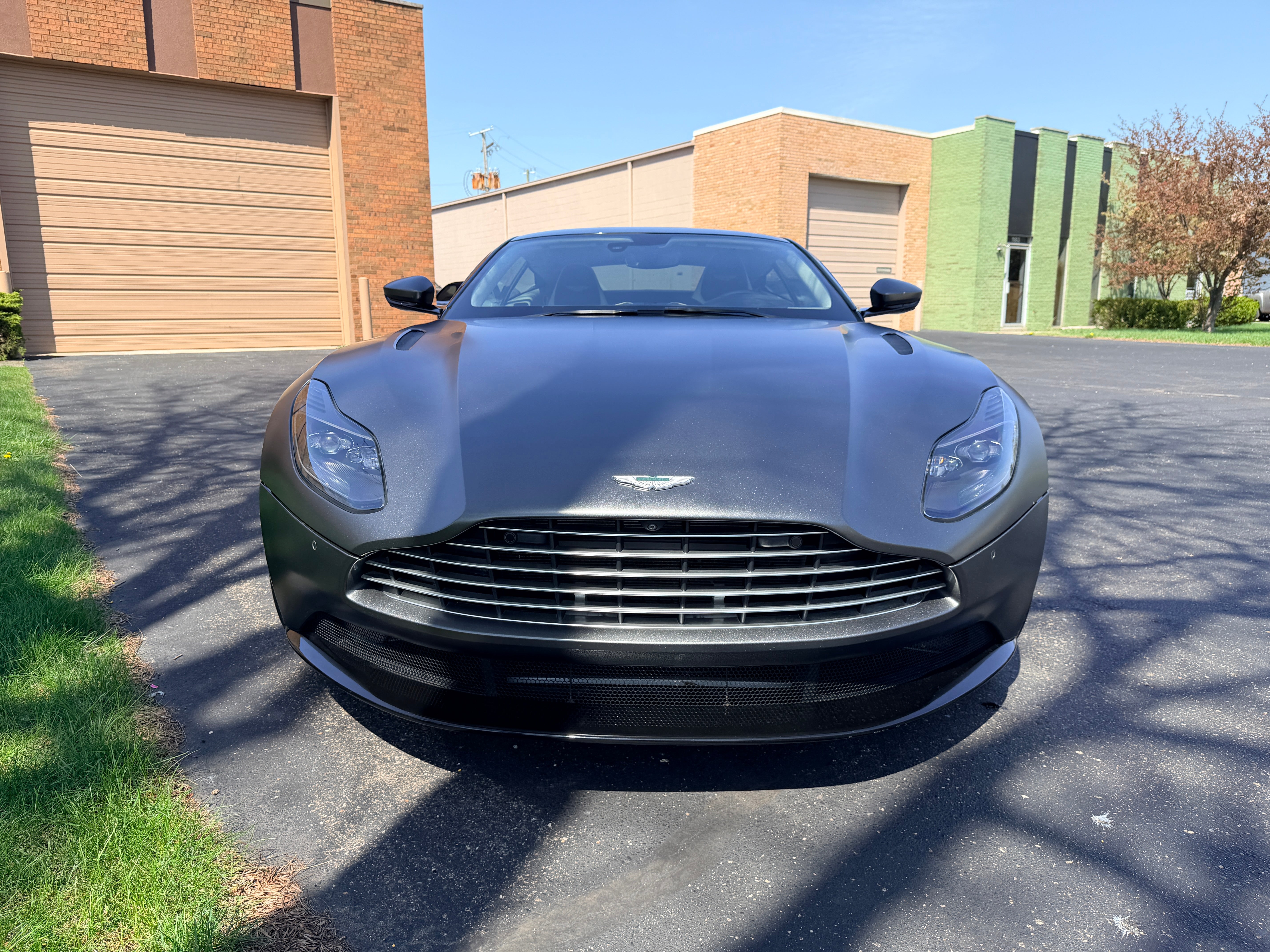 2019 Aston Martin DB11 V8 2D Coupe