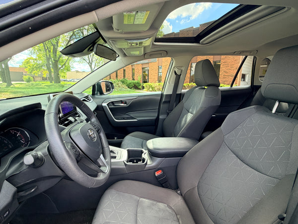 2025 Toyota RAV4 XLE 4D SUV