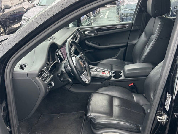 2021 Porsche Macan 4D SUV