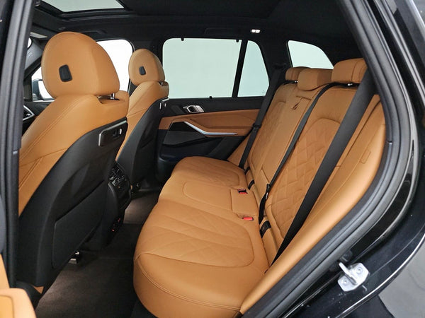 2020 BMW M8 xDrive 2D Convertible