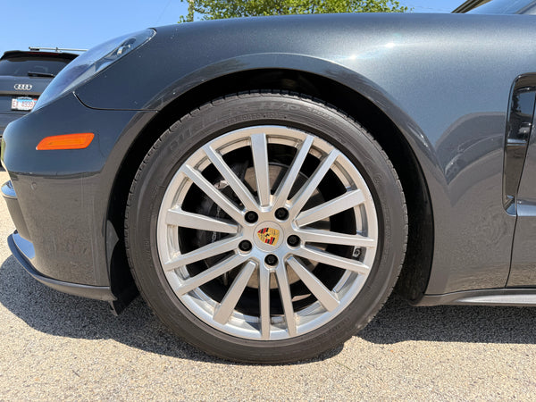 2018 Porsche Panamera 4 4D