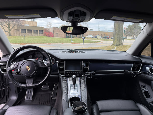 2016 Porsche Panamera 4D Hatchback