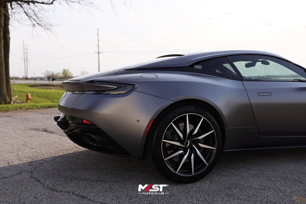 2017 Aston Martin DB11 V12 2D Coupe