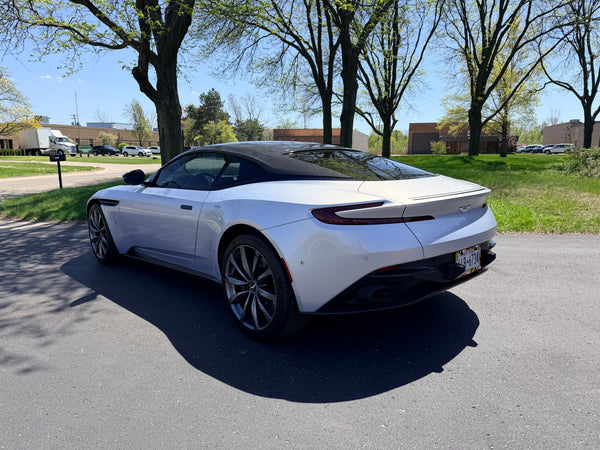2018 Aston Martin DB11 V12 2D Coupe