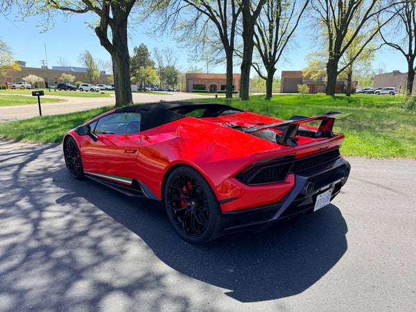 2018 Lamborghini Huracan Performante Spyder 2D Convertible