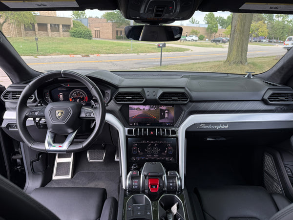 2019 Lamborghini Urus 4D SUV