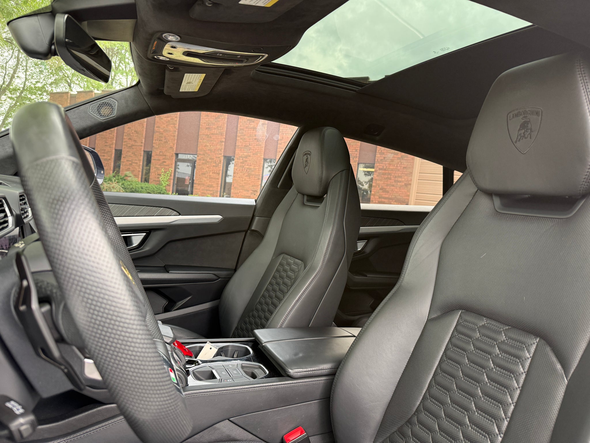 2019 Lamborghini Urus 4D SUV
