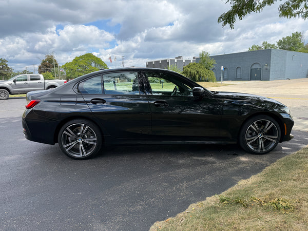 2023 BMW 330i xDrive 4D Sedan