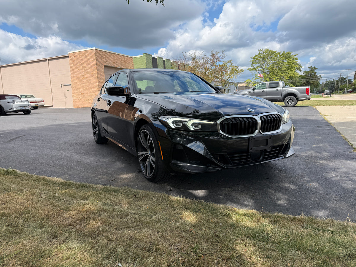 2023 BMW 330i xDrive 4D Sedan