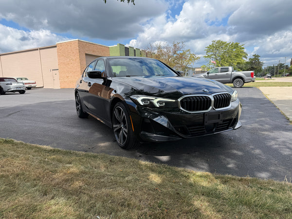 2023 BMW 330i xDrive 4D Sedan