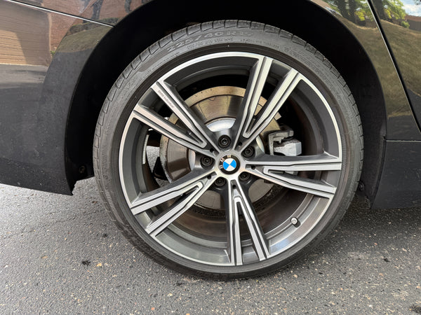 2023 BMW 330i xDrive 4D Sedan
