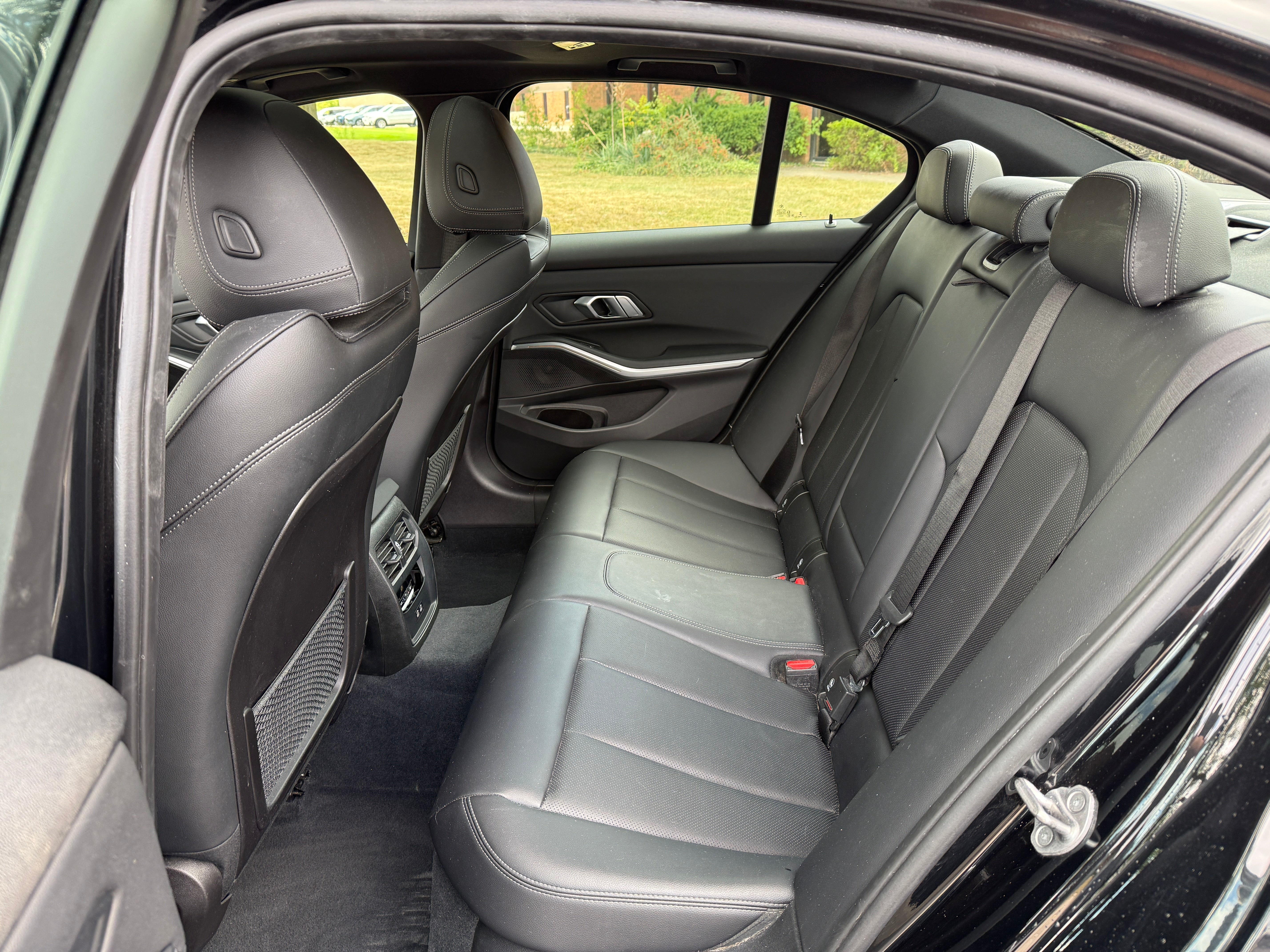 2023 BMW 330i xDrive 4D Sedan