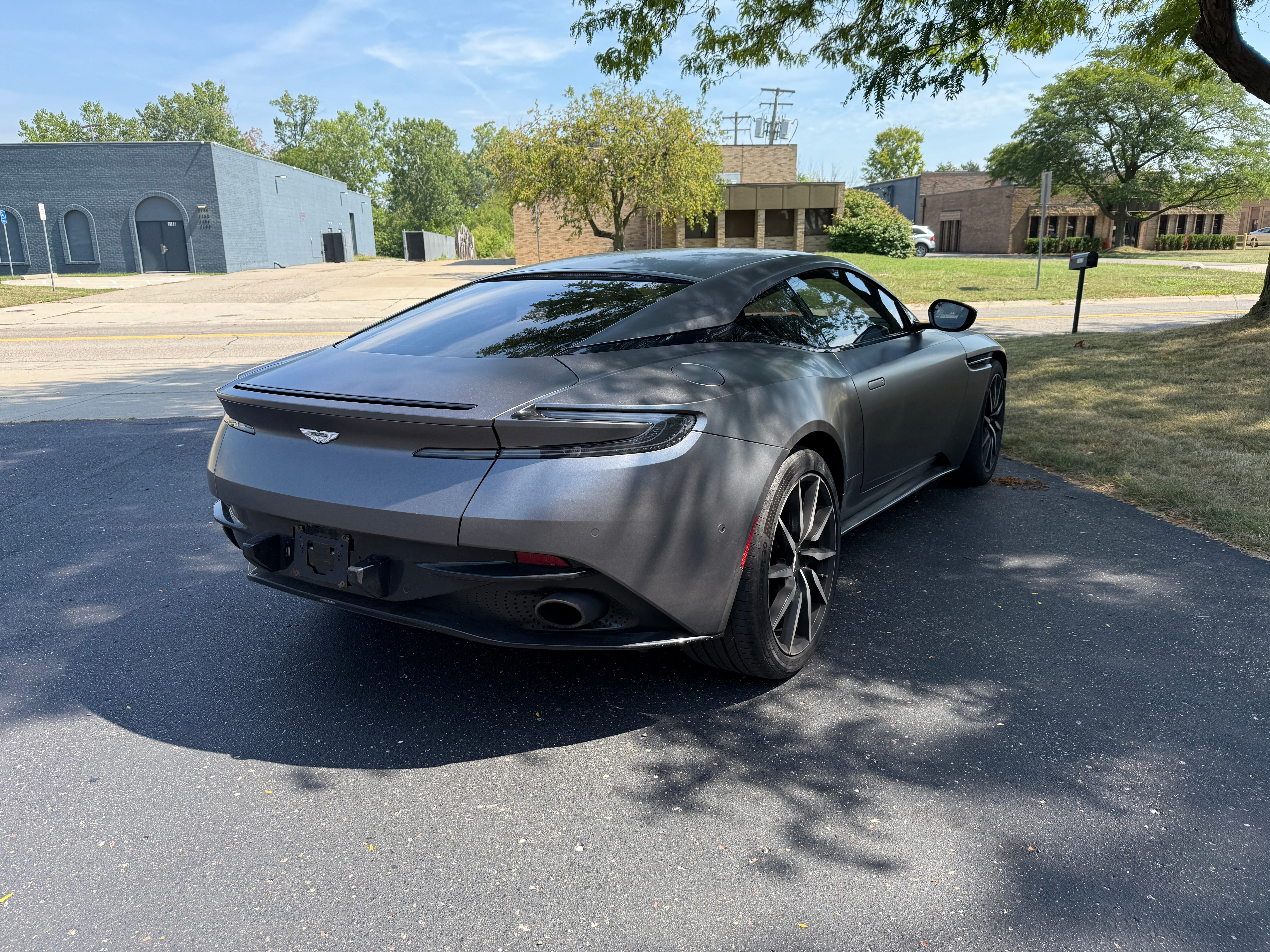 2017 Aston Martin DB11 V12 2D Coupe