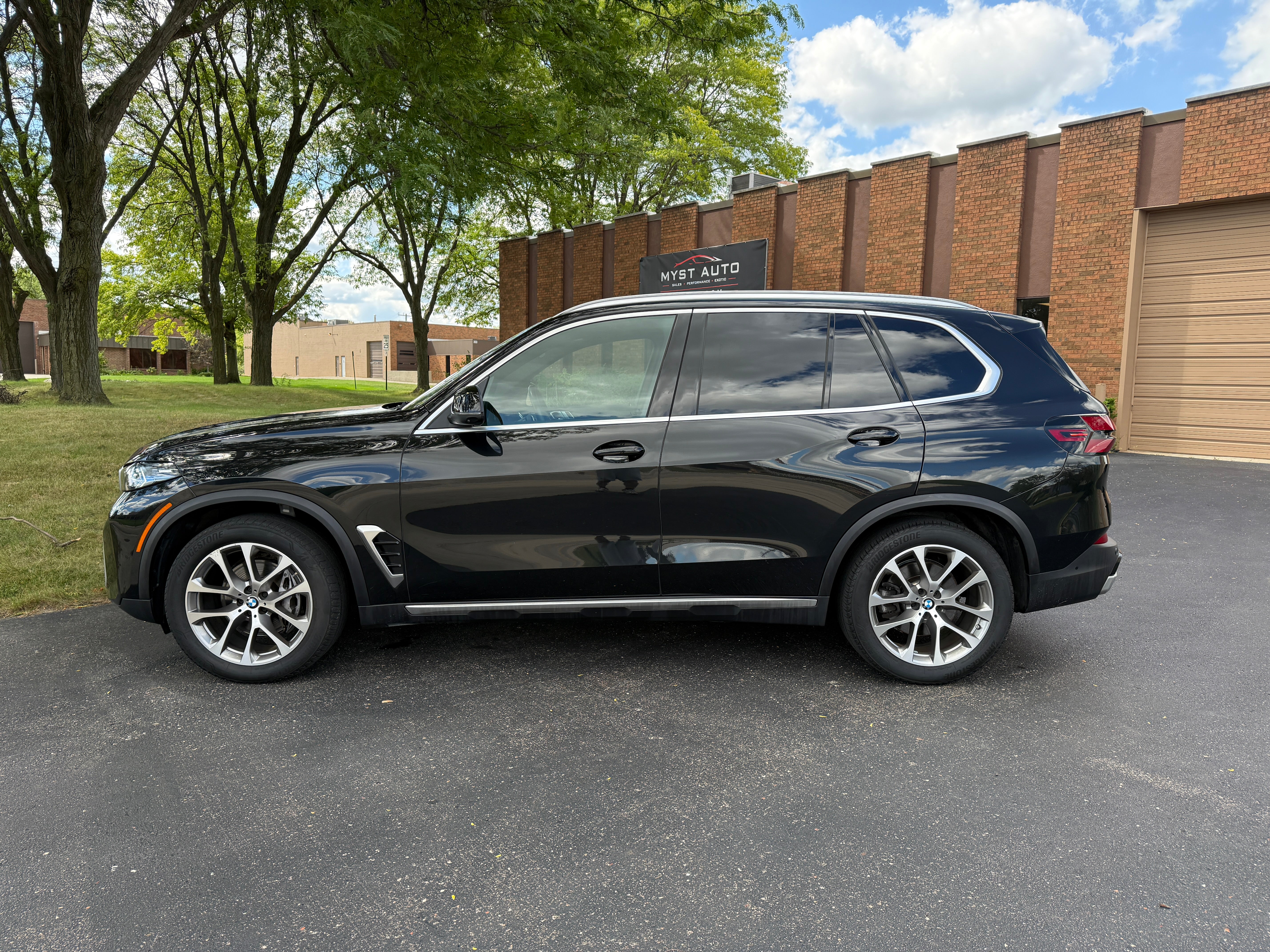 2024 BMW X5 40i xDrive 4D SUV
