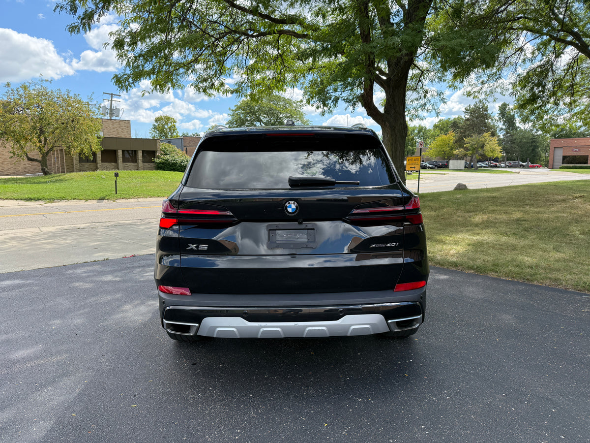 2024 BMW X5 40i xDrive 4D SUV