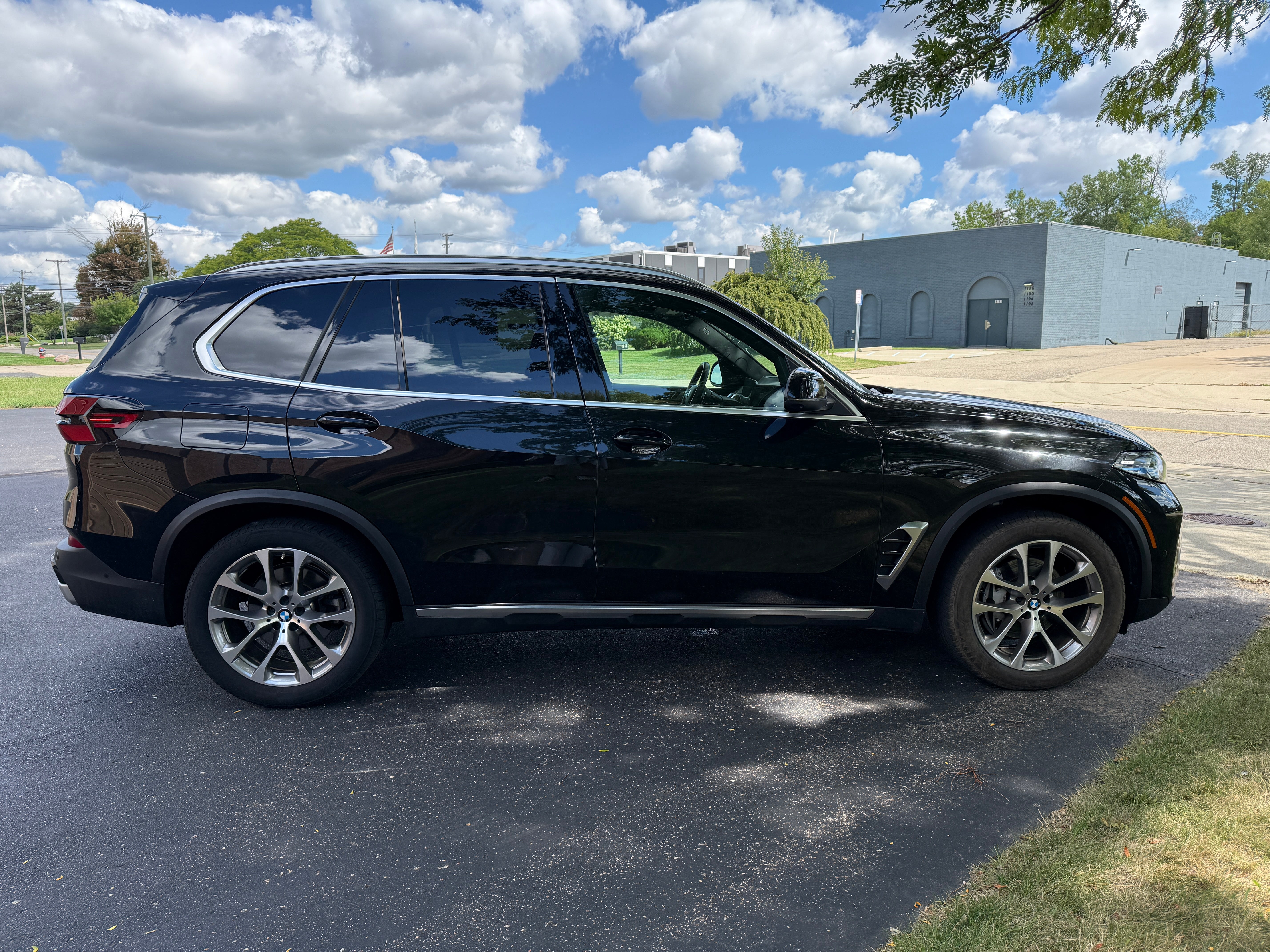 2024 BMW X5 40i xDrive 4D SUV