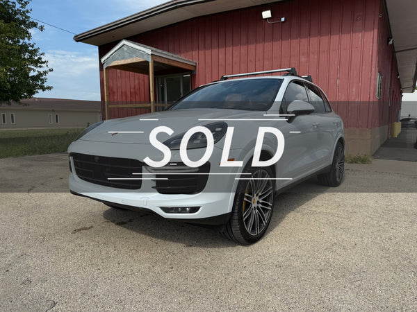 2016 Porsche Cayenne Turbo S 4D SUV