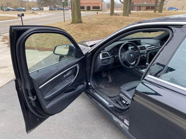 2017 BMW 330e Sport Line 4D Sedan