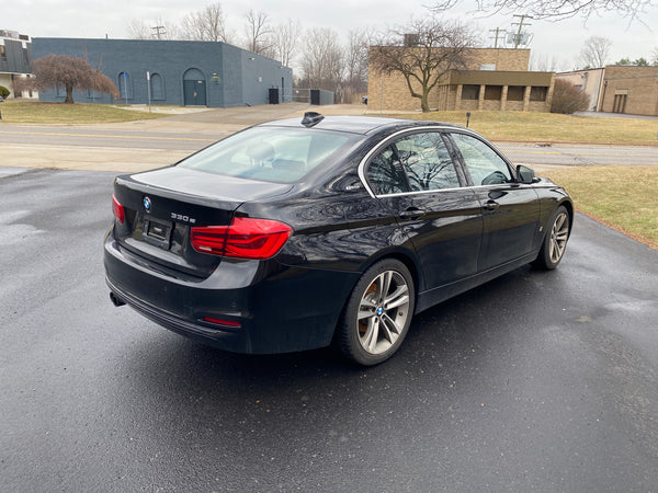 2017 BMW 330e Sport Line 4D Sedan