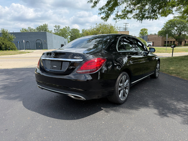 2021 Mercedes-Benz C300 4MATIC 4D Sedan