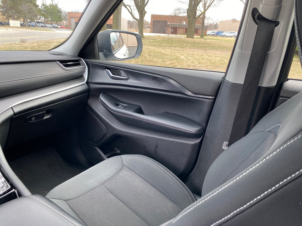 2023 Jeep Grand Cherokee Altitude 4D SUV