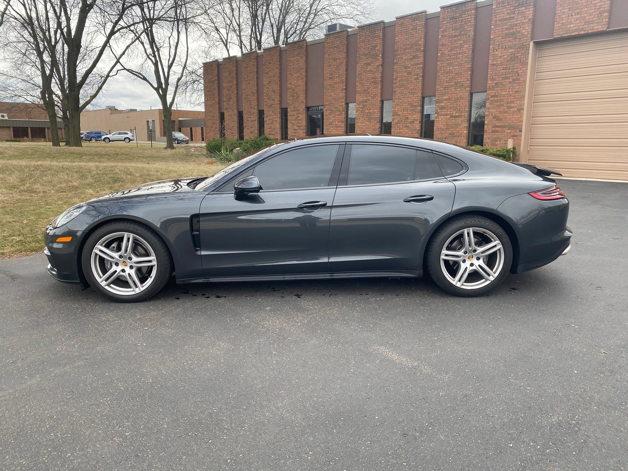 2018 Porsche Panamera 4 4D Hatchback