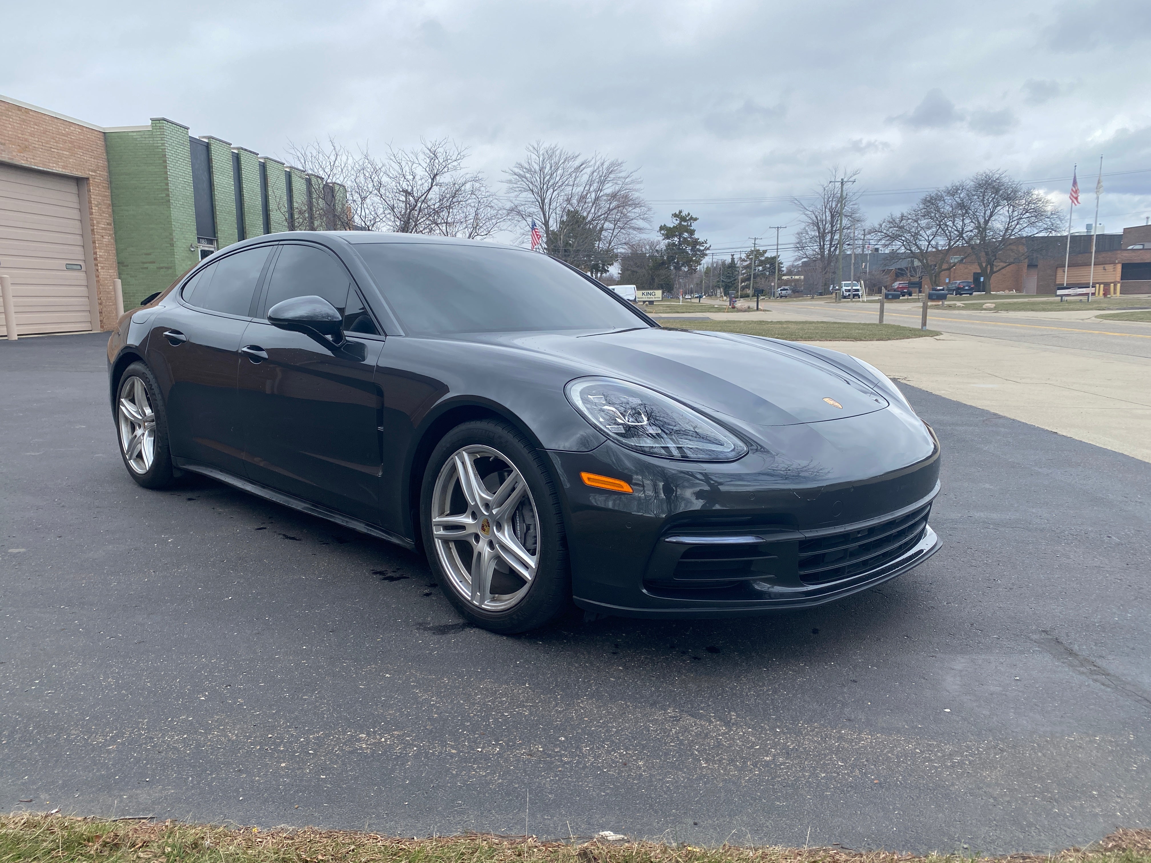 2018 Porsche Panamera 4 4D Hatchback