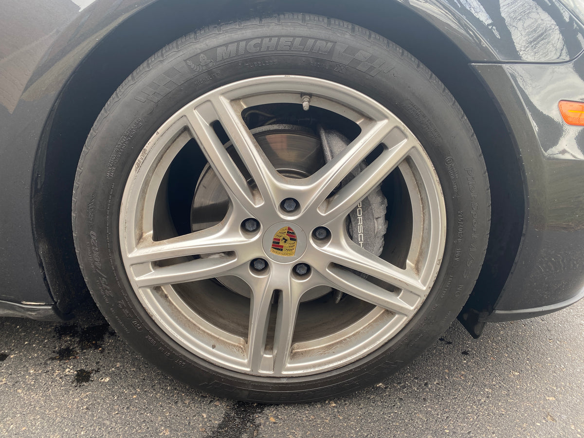 2018 Porsche Panamera 4 4D Hatchback