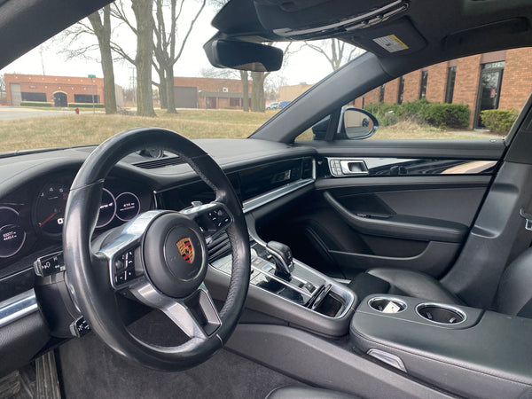 2018 Porsche Panamera 4 4D Hatchback