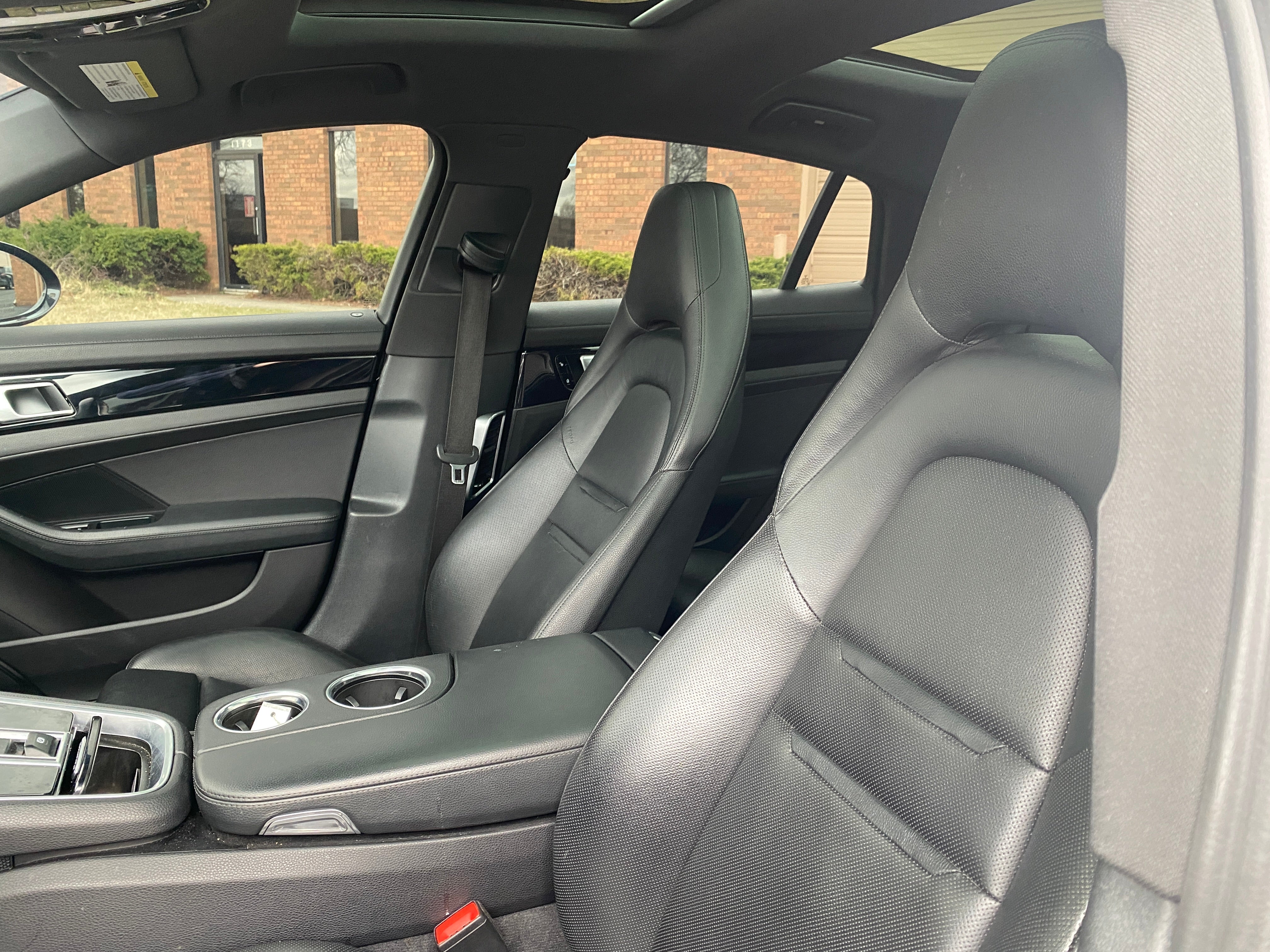2018 Porsche Panamera 4 4D Hatchback