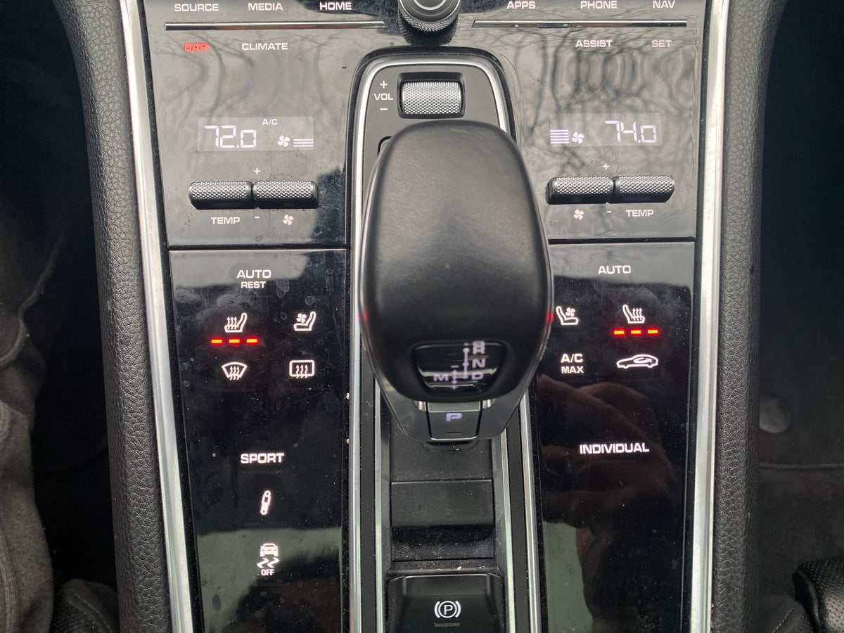 2018 Porsche Panamera 4 4D Hatchback