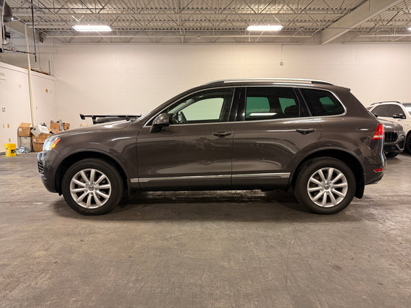 2013 Volkswagen Touareg TDI Sport 4D SUV